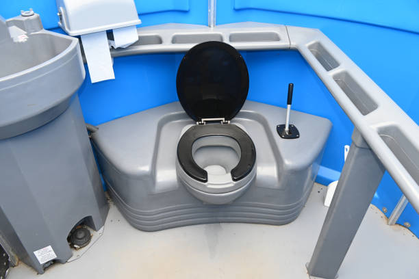 Best Emergency porta potty rental  in Eastpointe, MI